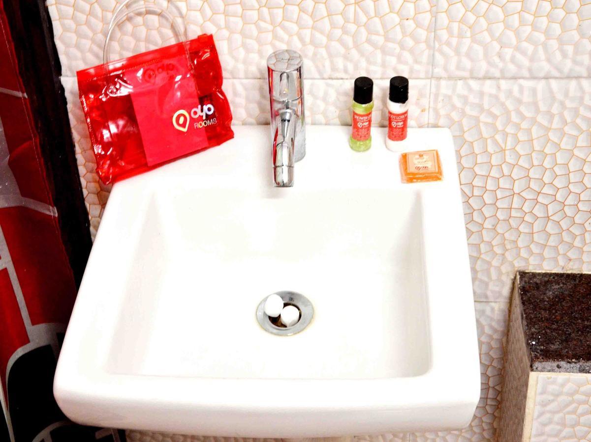 Oyo 2403 Hotel Aamantran Avenue Ujjain Luaran gambar