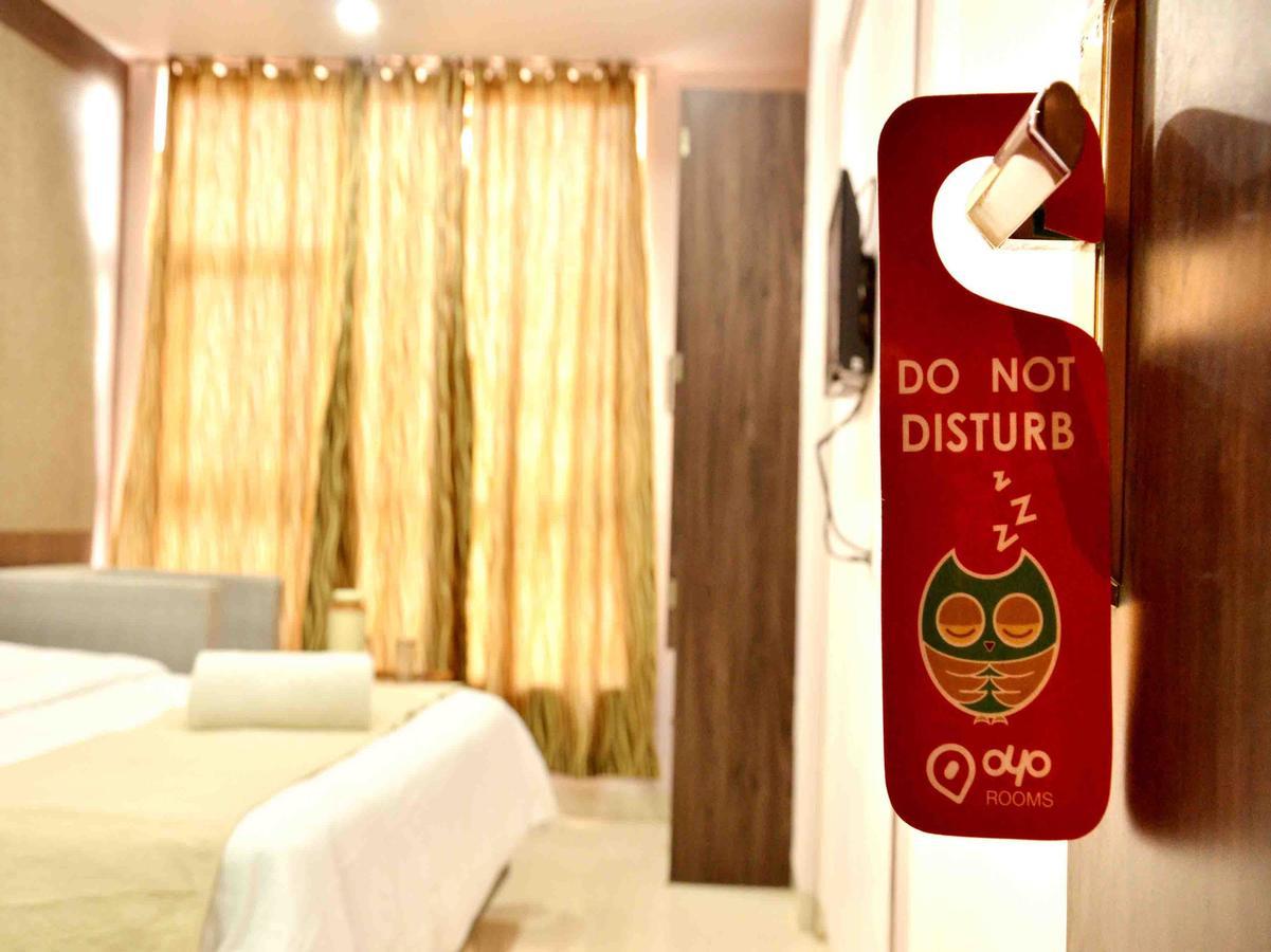 Oyo 2403 Hotel Aamantran Avenue Ujjain Luaran gambar