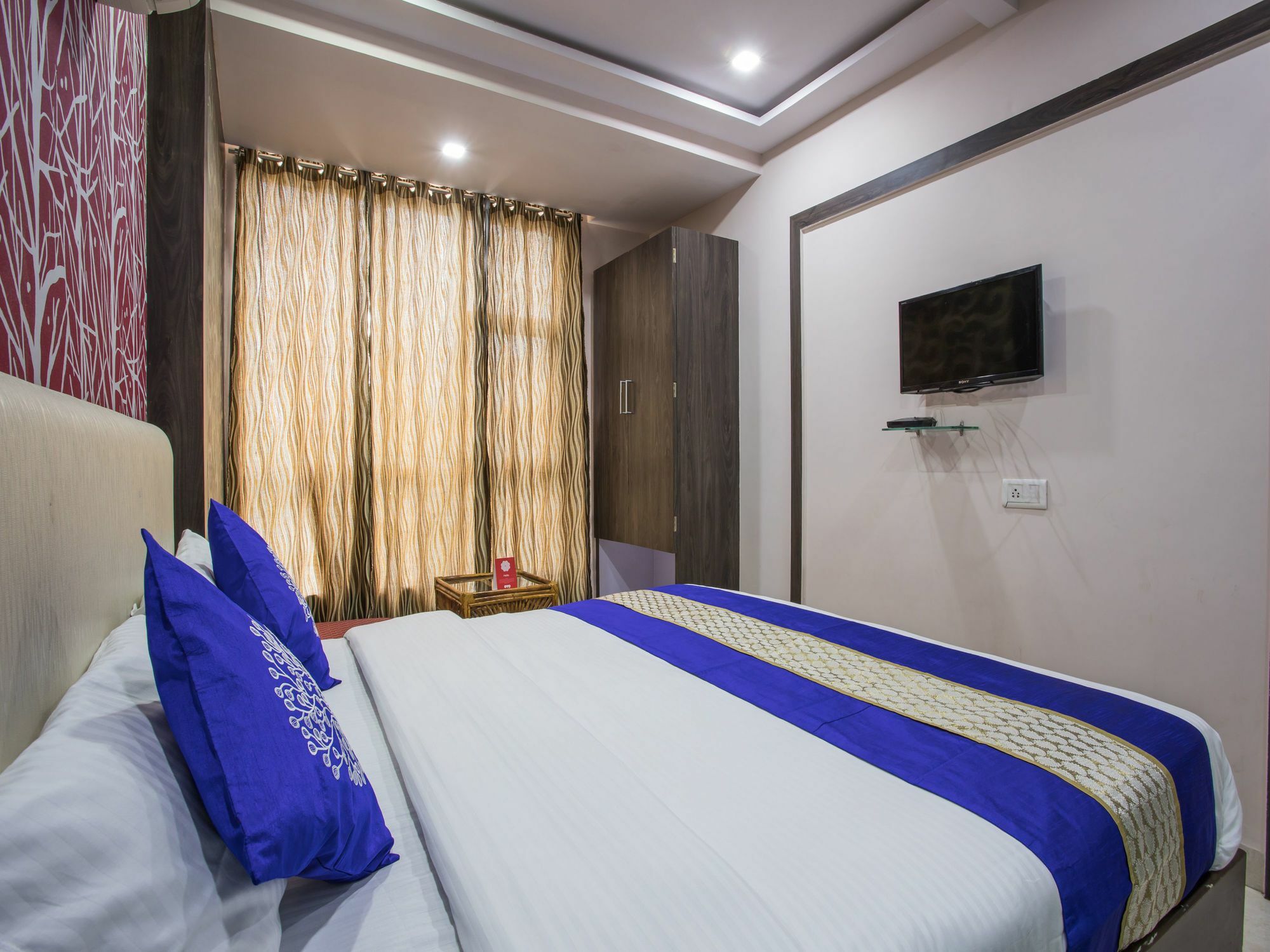 Oyo 2403 Hotel Aamantran Avenue Ujjain Luaran gambar